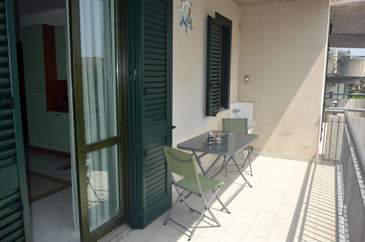 Appartamento Casasolemare Fondachello Fondachello  Exterior photo