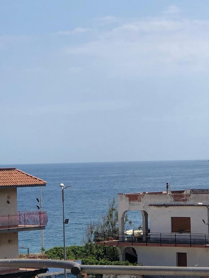 Appartamento Casasolemare Fondachello Fondachello  Exterior photo
